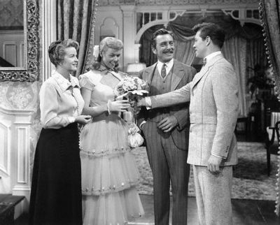 Rosemary DeCamp, Doris Day, Leon Ames, Gordon MacRae in "On Moonlight Bay"