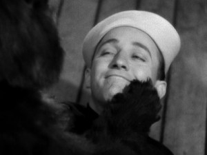 Droopy the Bear swoons for Bing Crosby's singing.
